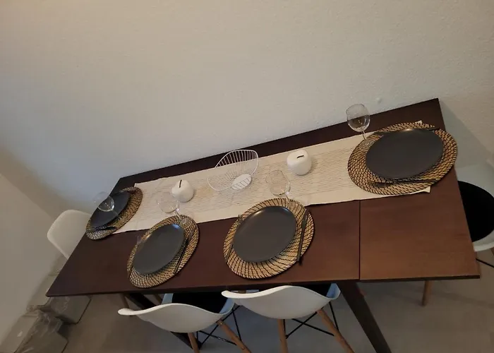 Fambiwo - In Sehr Guter Lage Drezno