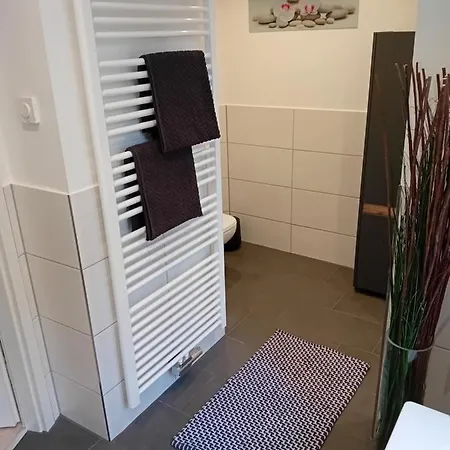 Fambiwo - In Sehr Guter Lage * Drezda