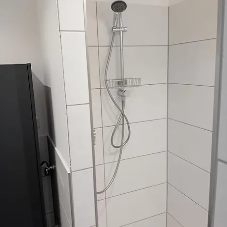 Fambiwo - In Sehr Guter Lage Dresde